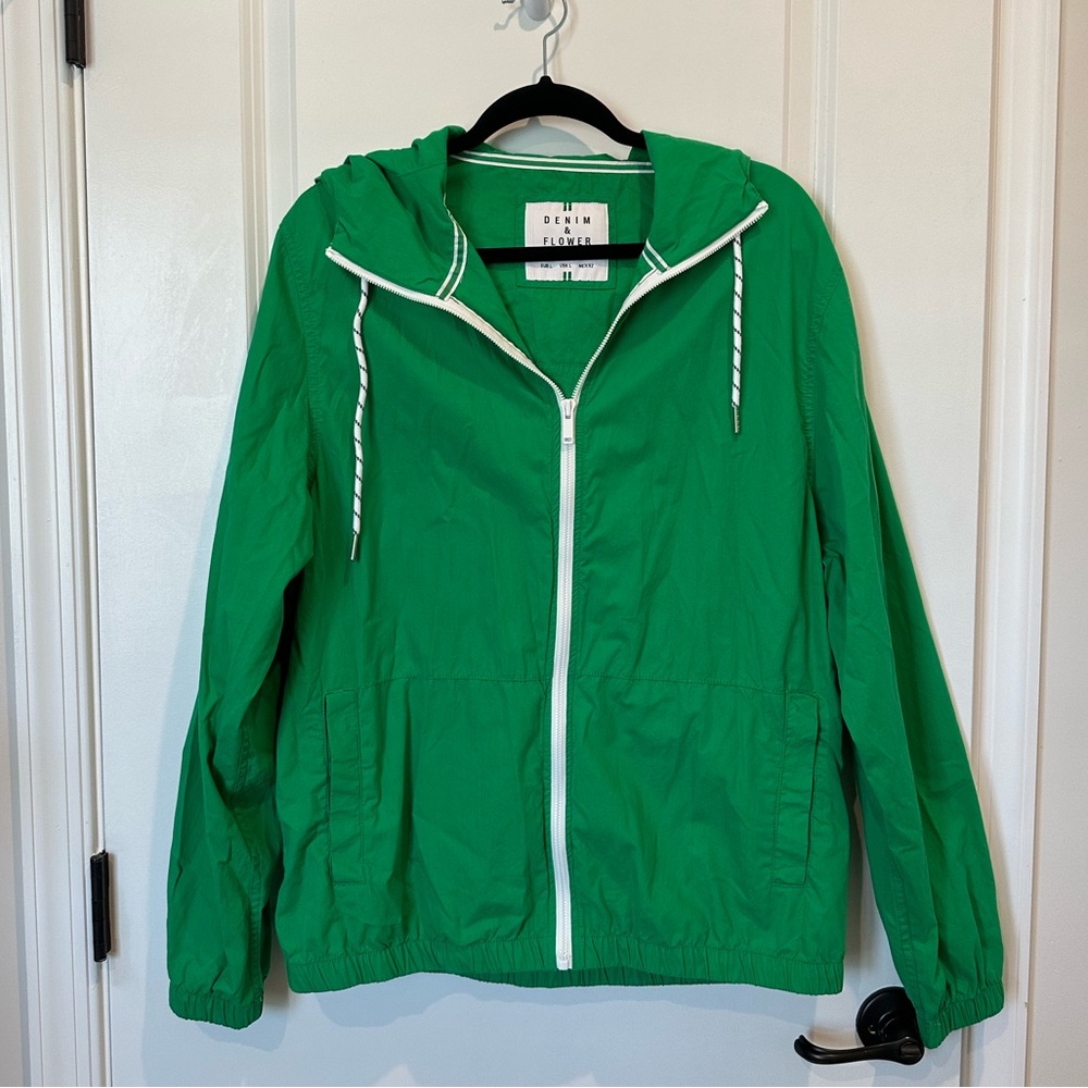 Kelly Green Zip up jacket